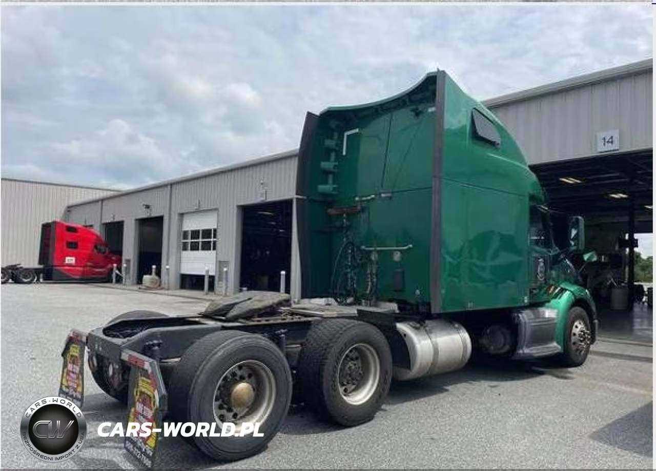 2019 Peterbilt 579 VIN:1XPBDP9X4KD628773 - 4