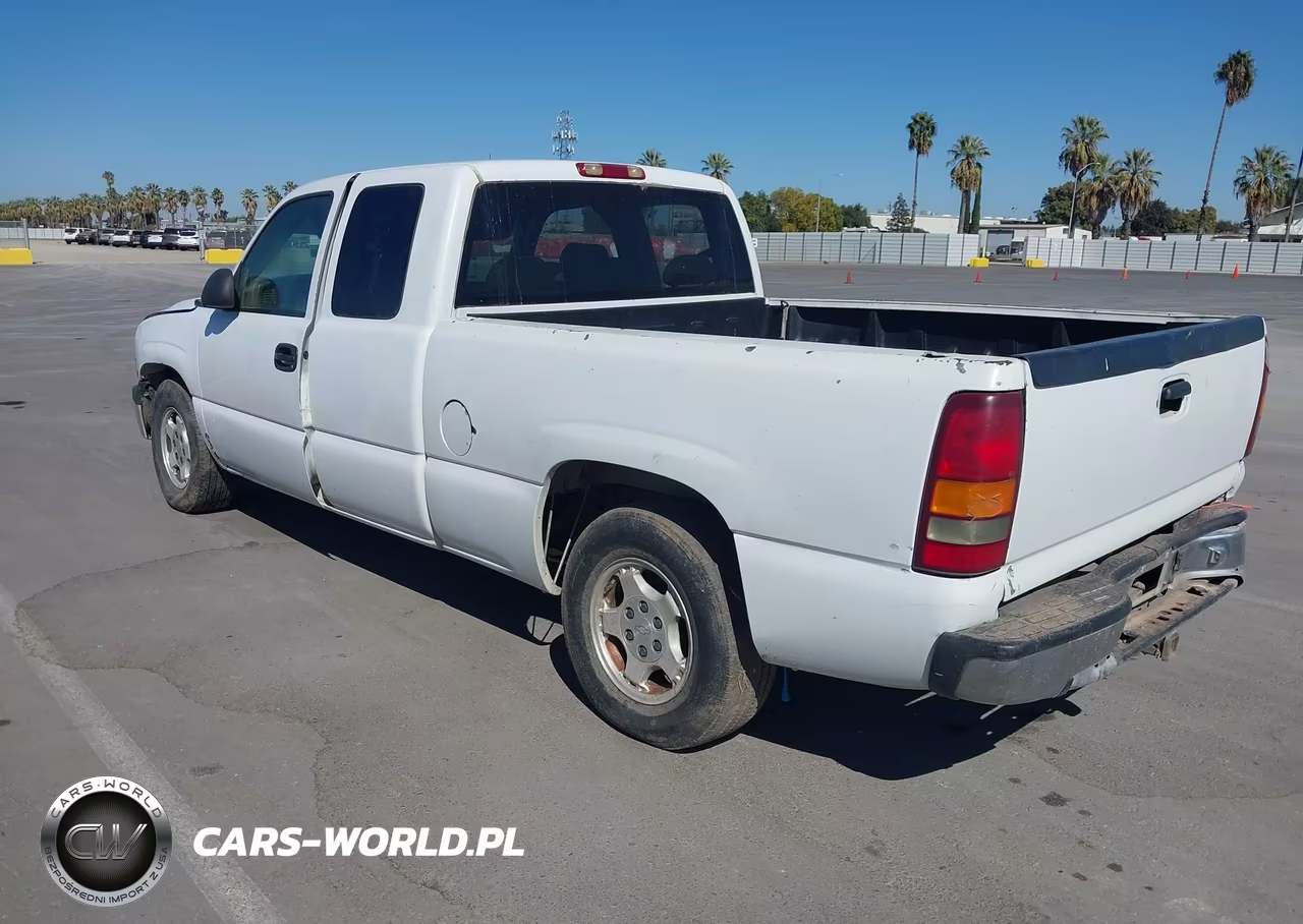 1999 Chevrolet Silverado 1500 VIN:2GCEC19W6X1230635 - 3