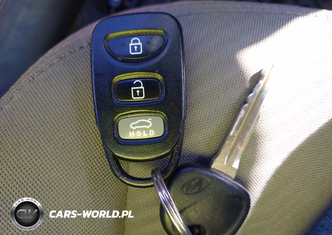 2013 Hyundai Elantra Gls VIN:5NPDH4AEXDH357108 - 11