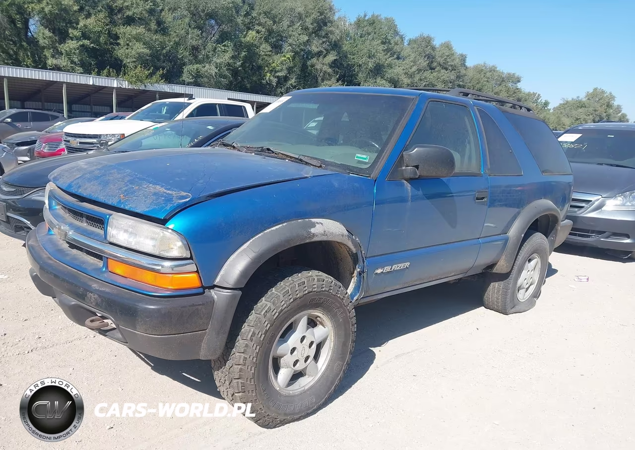 2000 Chevrolet Blazer Ls VIN:1GNCT18W1YK137684 - 2