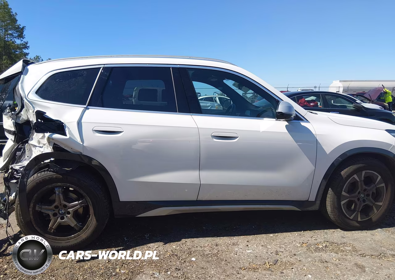 2023 BMW X1 xDrive28I VIN:WBX73EF08P5W13400 - 14
