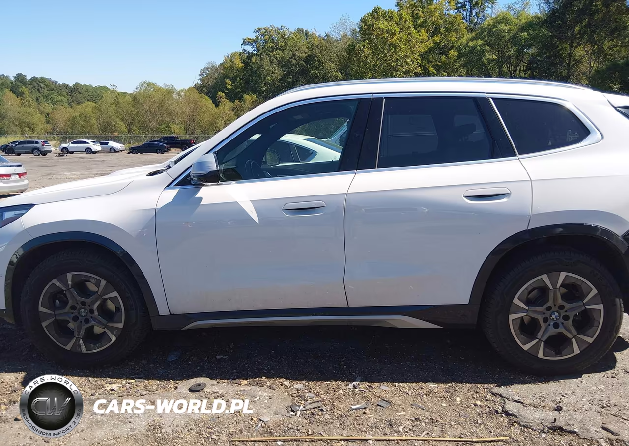 2023 BMW X1 xDrive28I VIN:WBX73EF08P5W13400 - 15