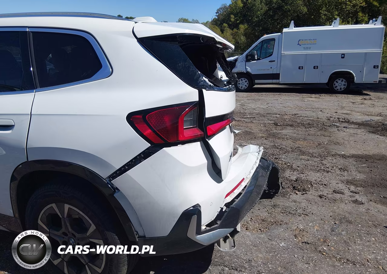 2023 BMW X1 xDrive28I VIN:WBX73EF08P5W13400 - 18