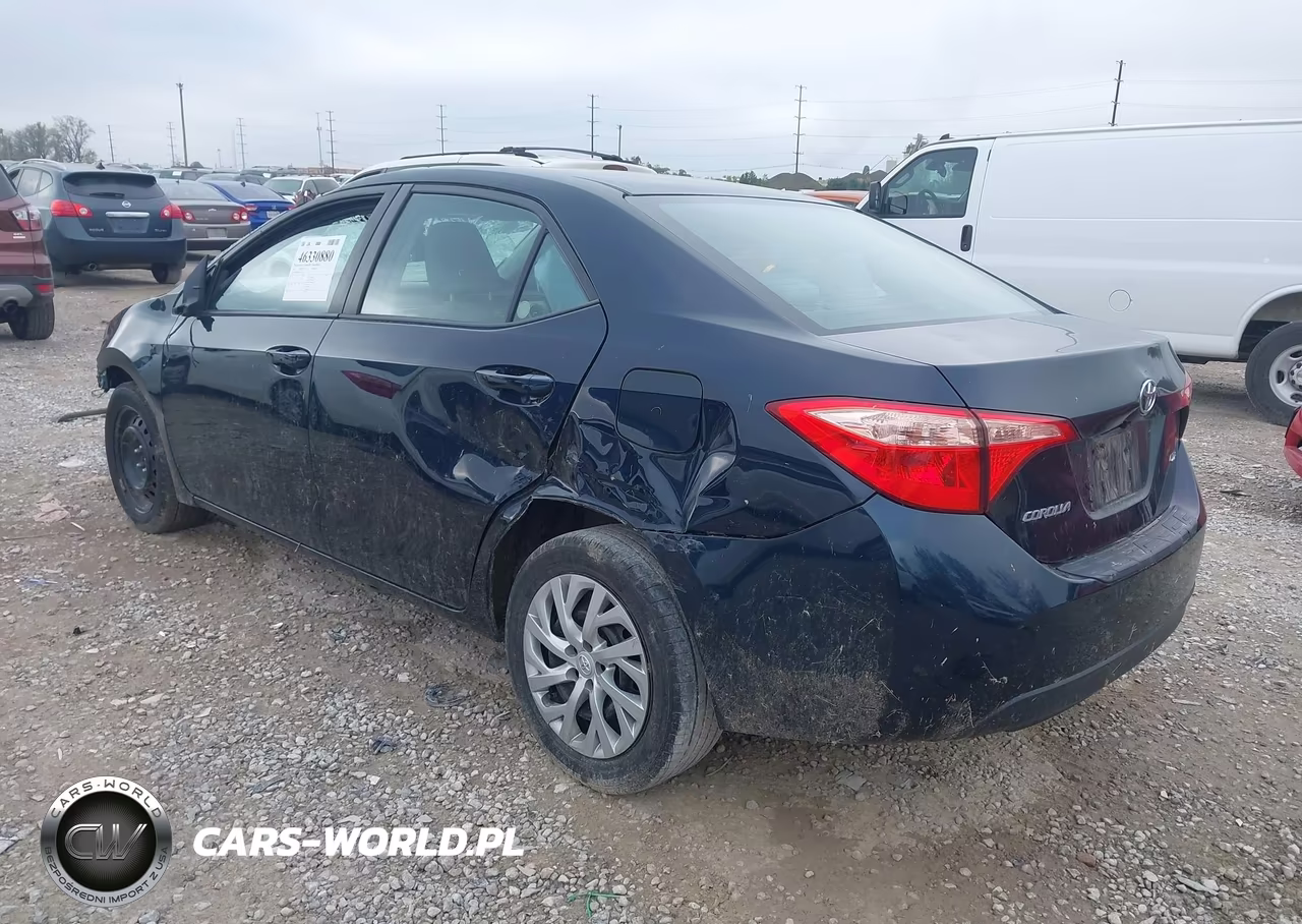 2017 Toyota Corolla Le VIN:2T1BURHE4HC845937 - 3