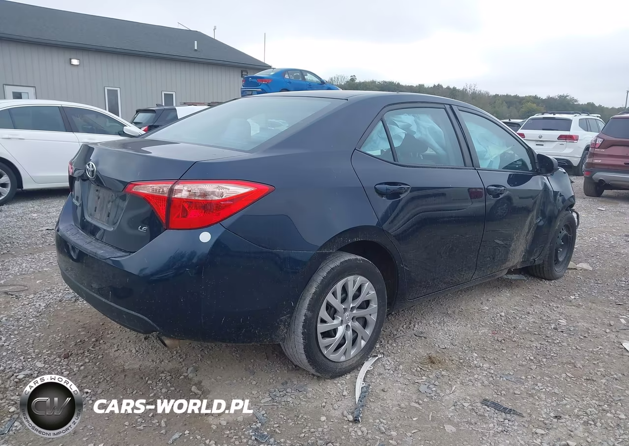 2017 Toyota Corolla Le VIN:2T1BURHE4HC845937 - 4