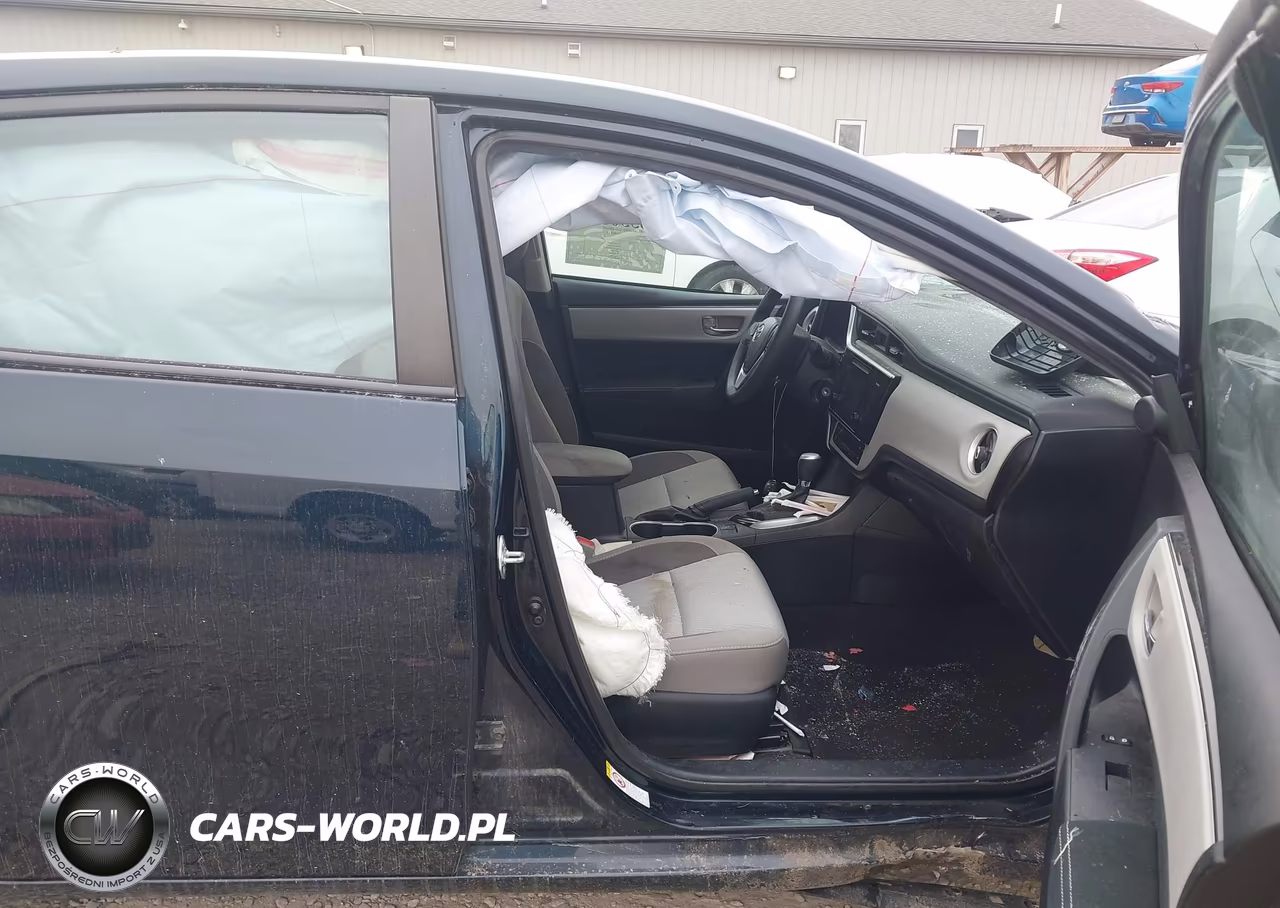 2017 Toyota Corolla Le VIN:2T1BURHE4HC845937 - 5