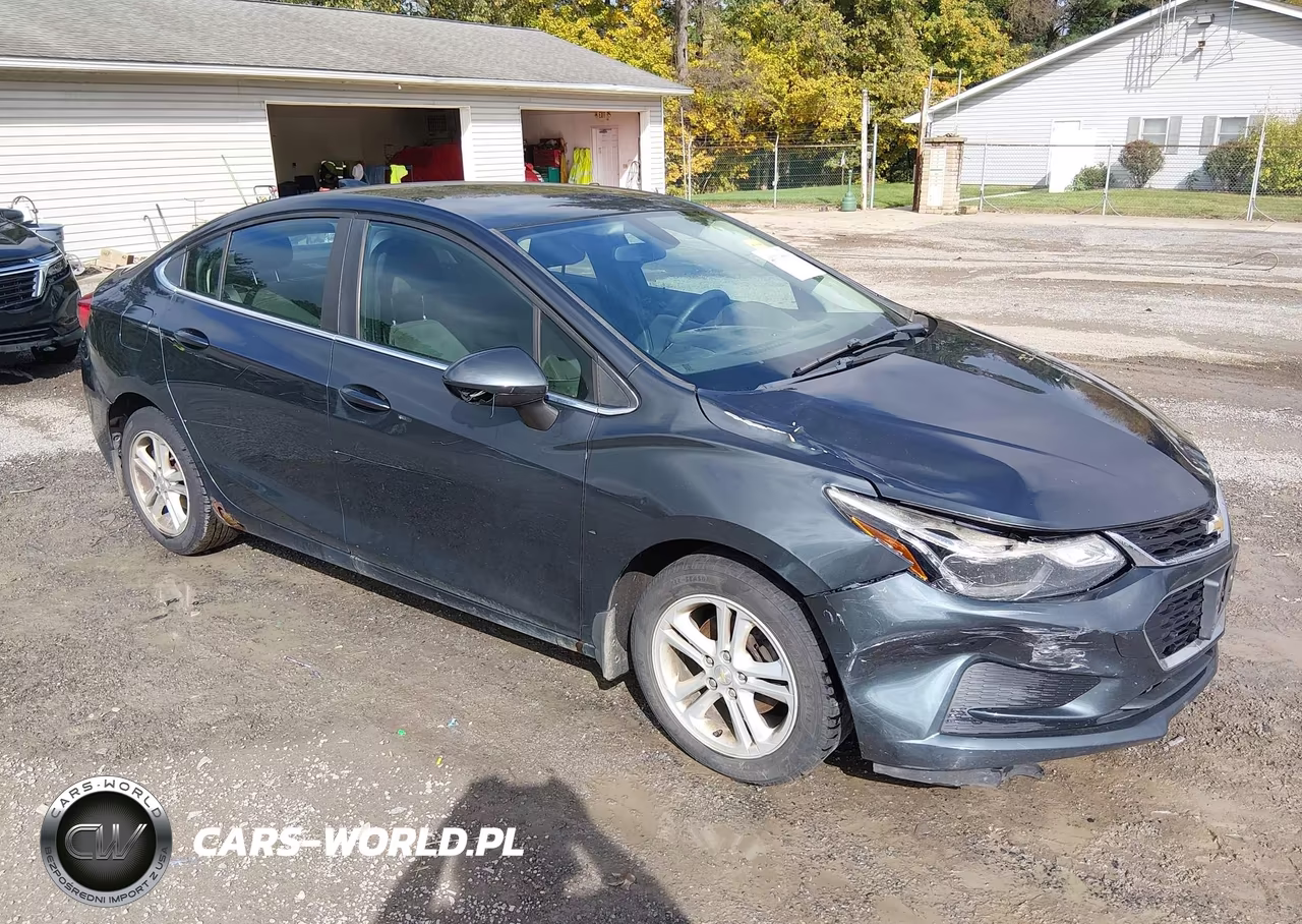 2017 Chevrolet Cruze Lt Auto – zdjęcie 1 z 19
