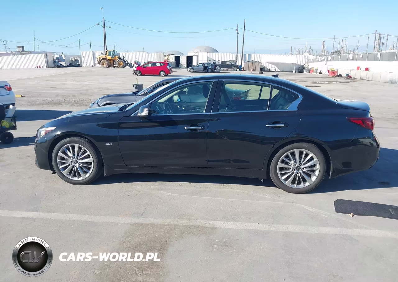 2018 Infiniti Q50 3.0T Luxe VIN:JN1EV7AP0JM362628 - 14