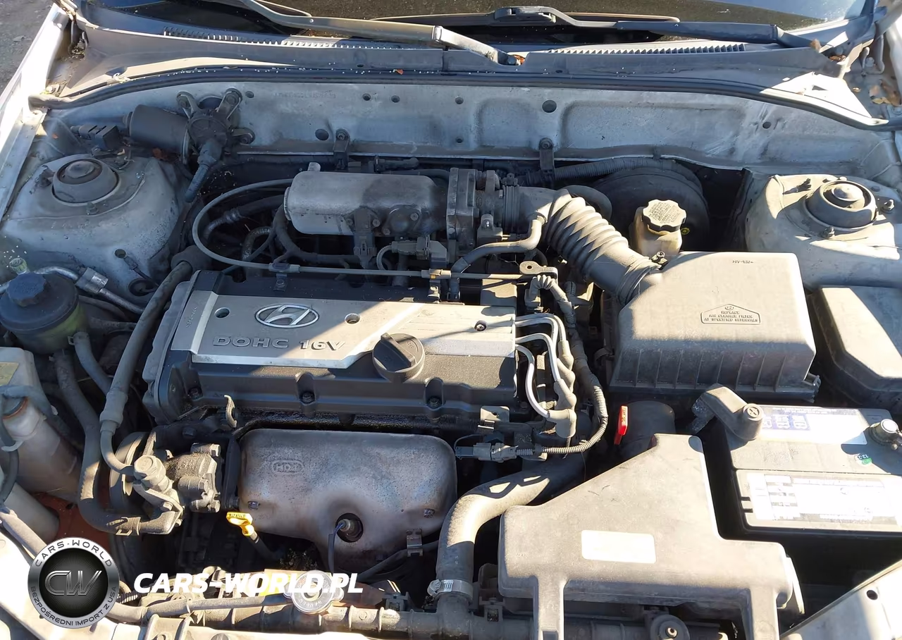2005 Hyundai Accent Gls VIN:KMHCG45C15U576629 - 10