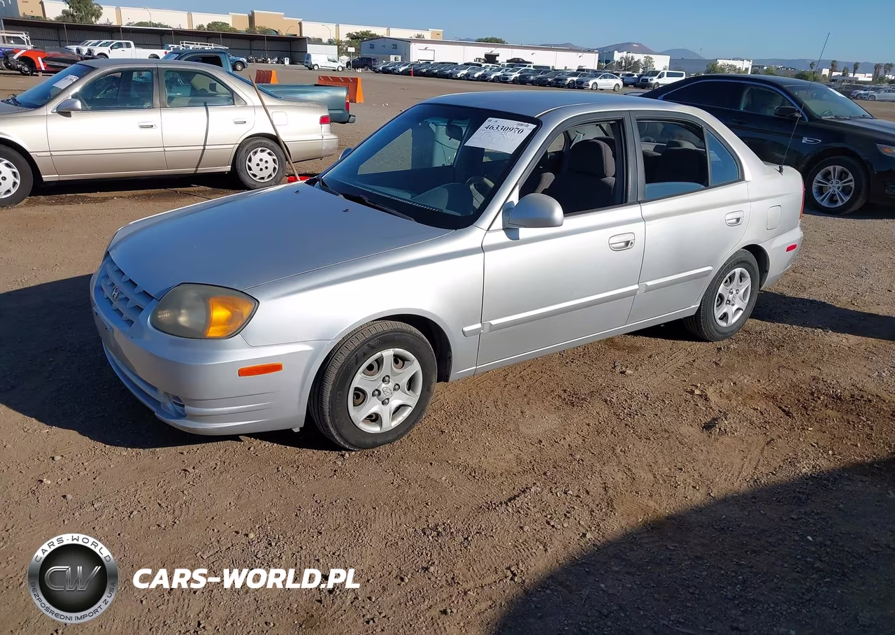 2005 Hyundai Accent Gls VIN:KMHCG45C15U576629 - 2