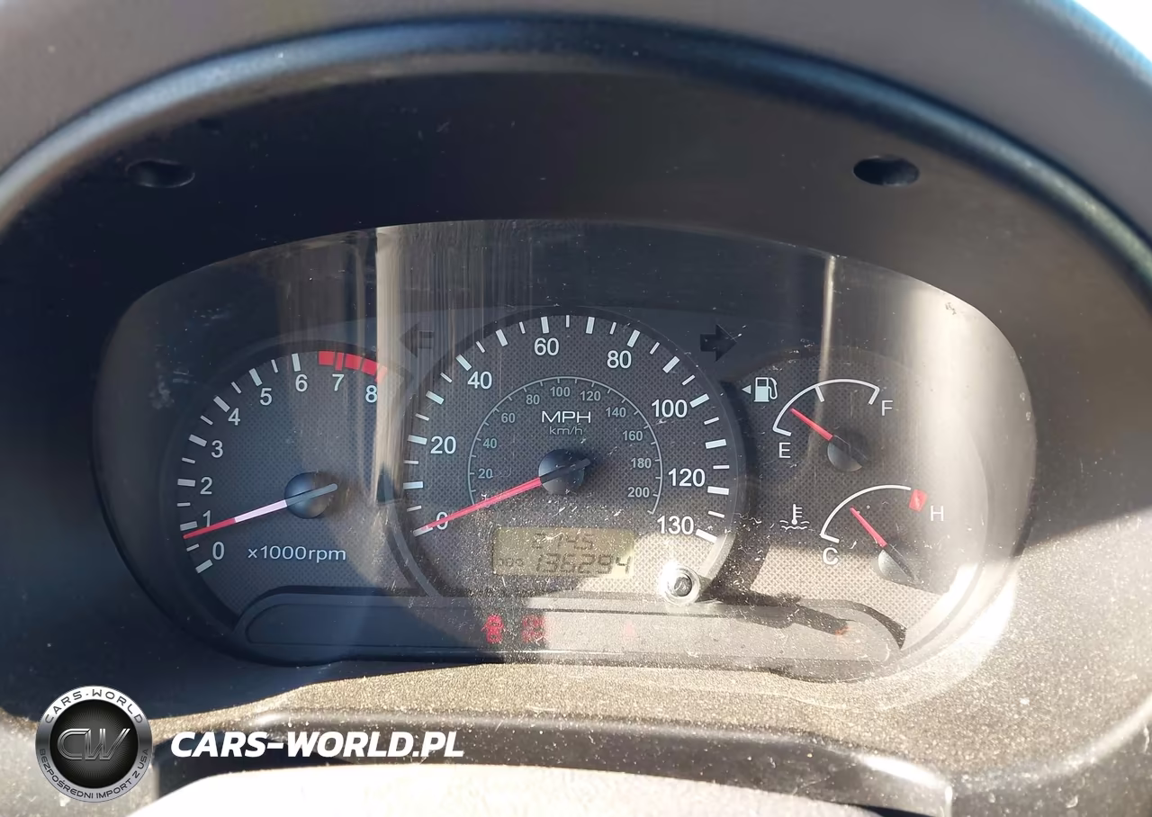 2005 Hyundai Accent Gls VIN:KMHCG45C15U576629 - 7