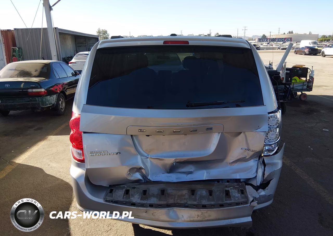 2011 Dodge Grand Caravan Crew VIN:2D4RN5DGXBR683009 - 17