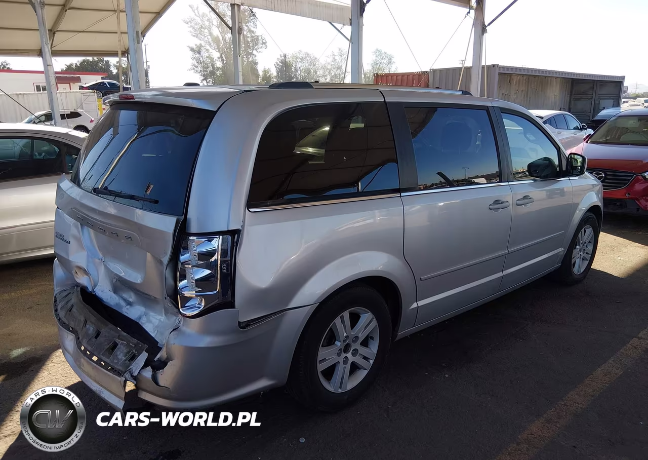 2011 Dodge Grand Caravan Crew VIN:2D4RN5DGXBR683009 - 4
