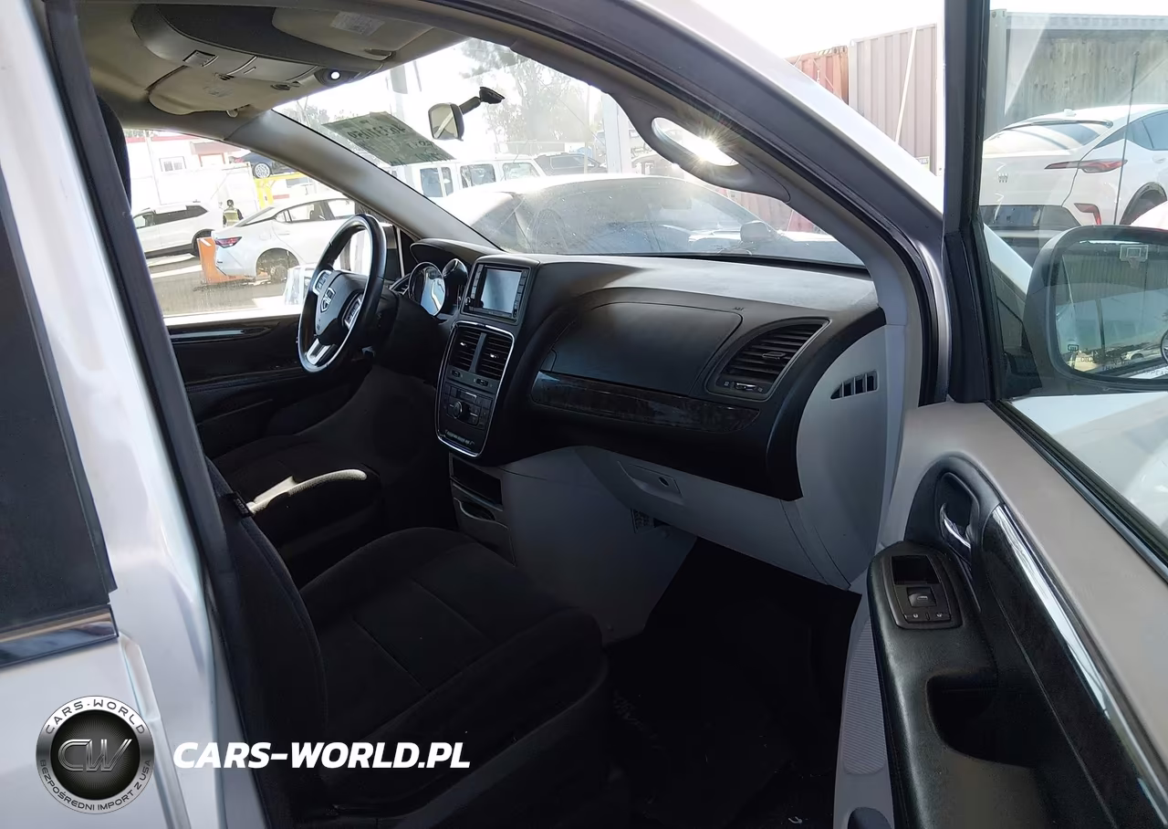 2011 Dodge Grand Caravan Crew VIN:2D4RN5DGXBR683009 - 5