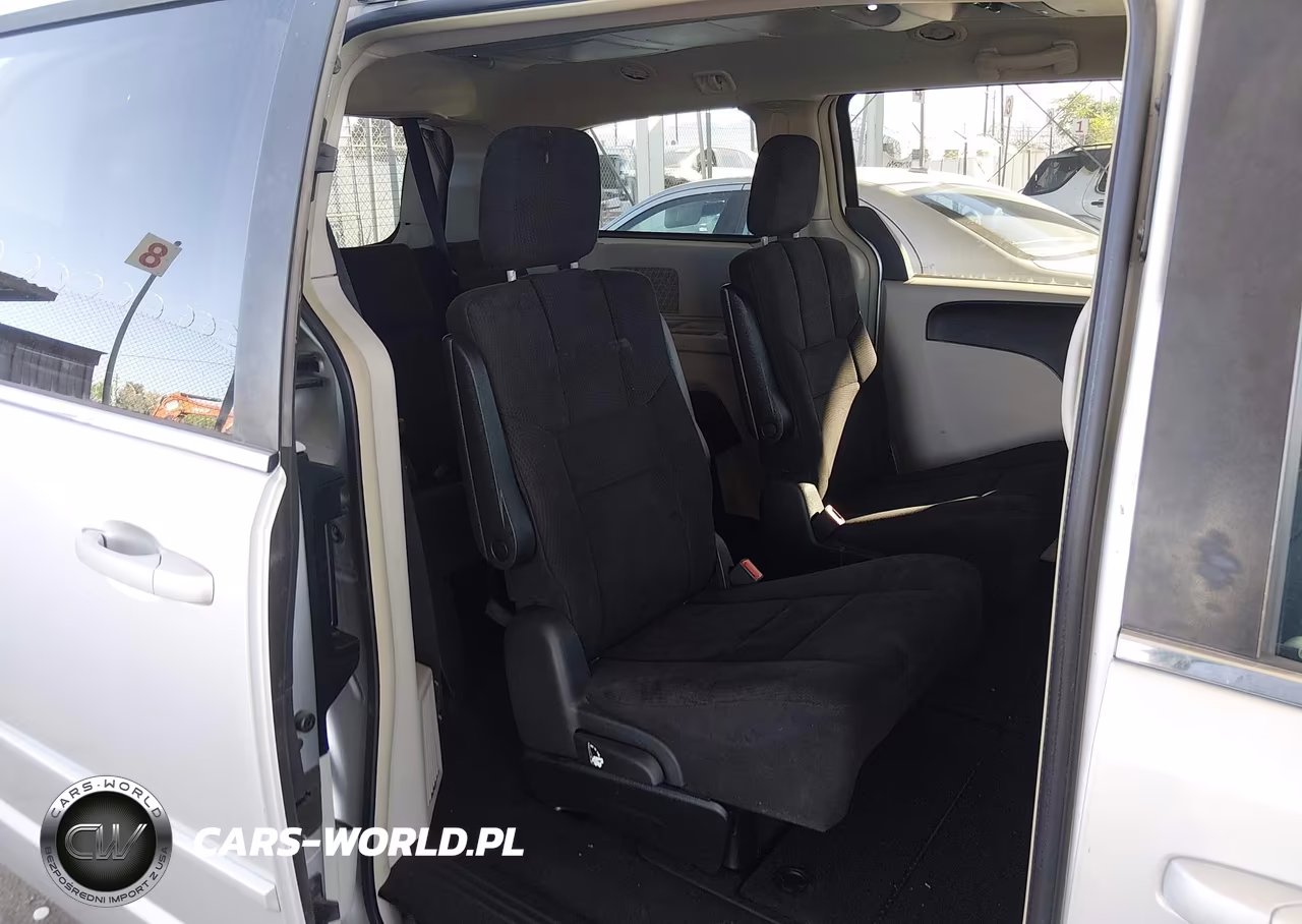 2011 Dodge Grand Caravan Crew VIN:2D4RN5DGXBR683009 - 8