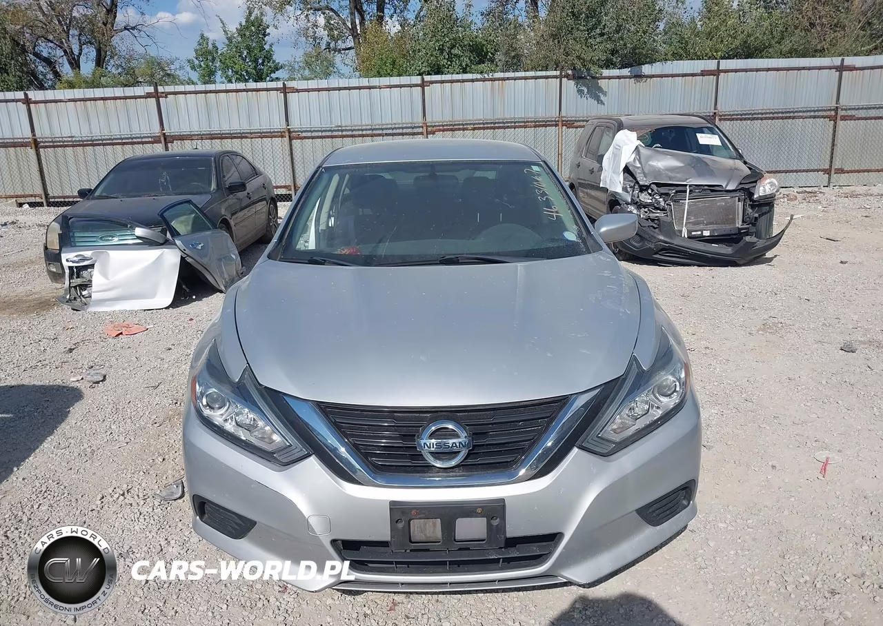 2018 Nissan Altima 2.5 S VIN:1N4AL3AP1JC209116 - 13
