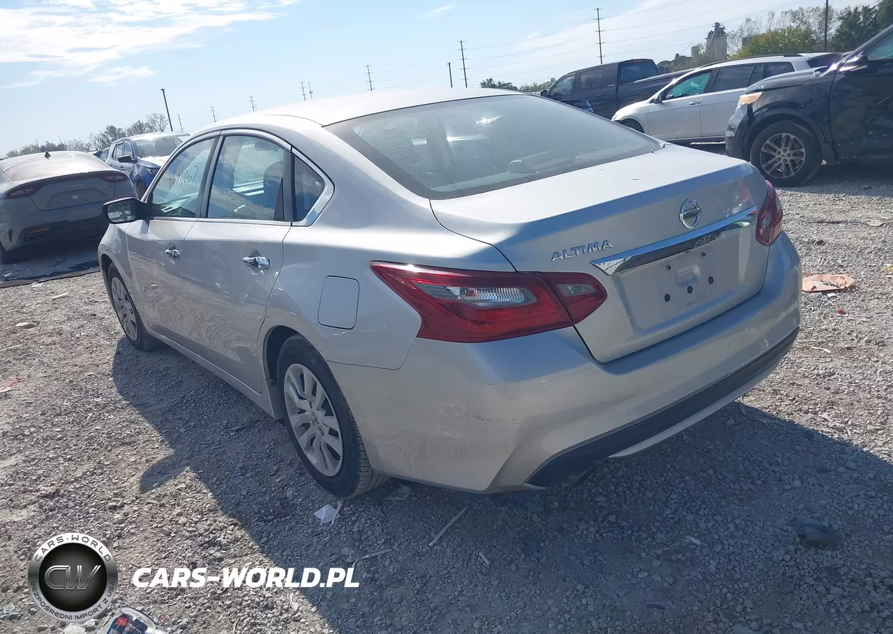 2018 Nissan Altima 2.5 S VIN:1N4AL3AP1JC209116 - 3
