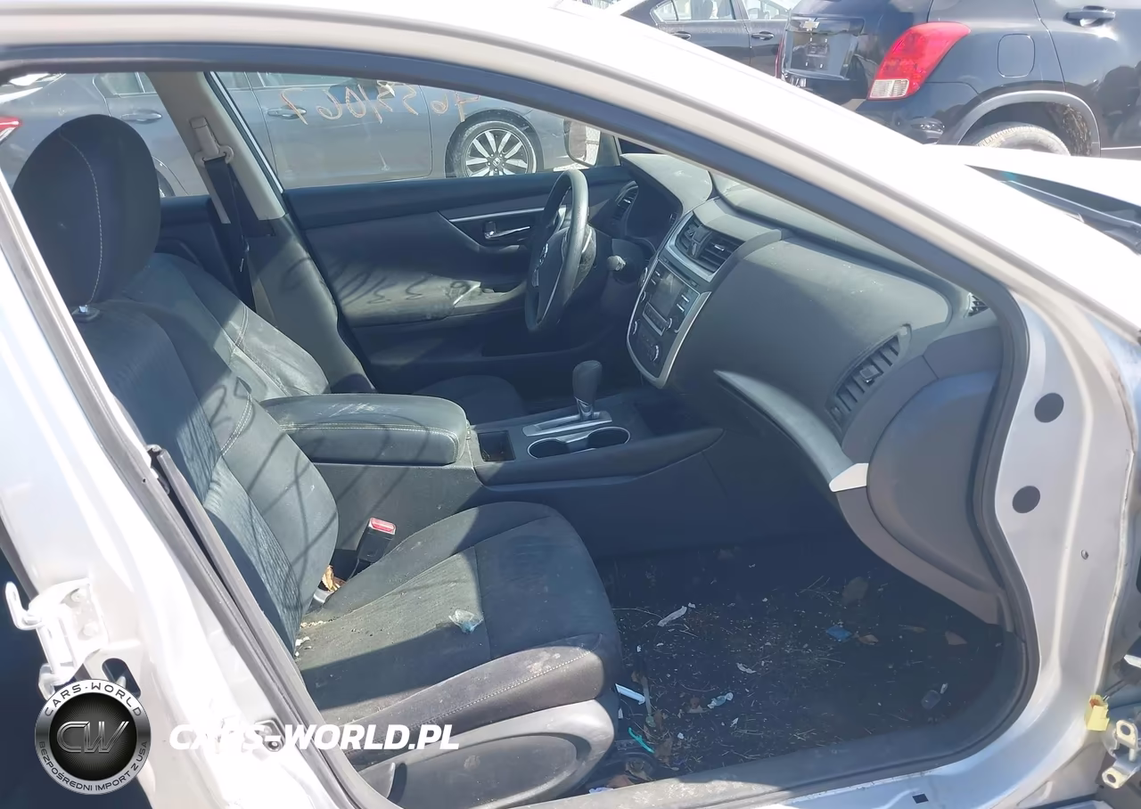 2018 Nissan Altima 2.5 S VIN:1N4AL3AP1JC209116 - 5