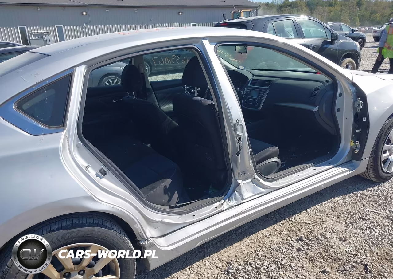 2018 Nissan Altima 2.5 S VIN:1N4AL3AP1JC209116 - 6