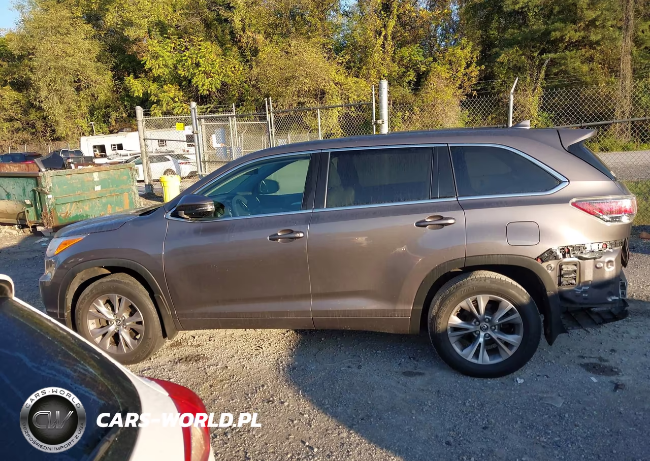 2016 Toyota Highlander Le Plus V6 VIN:5TDBKRFH4GS236906 - 14