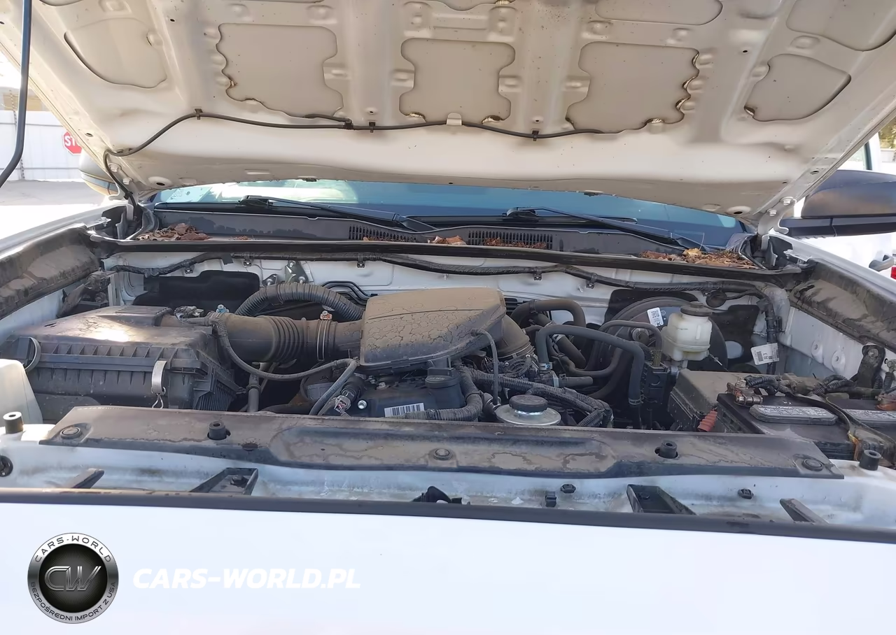 2023 Toyota Tacoma Sr VIN:3TYRX5GN2PT067356 - 10