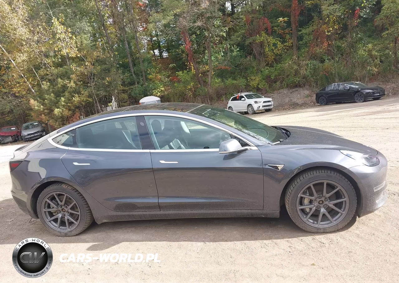 2018 Tesla Model 3 Long Range-Performance VIN:5YJ3E1EBXJF129218 - 13
