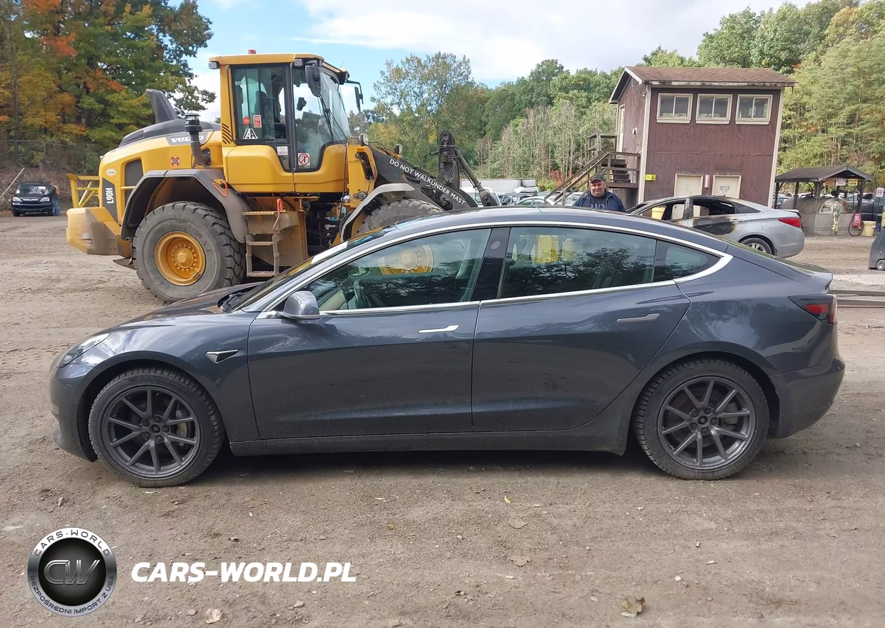 2018 Tesla Model 3 Long Range-Performance VIN:5YJ3E1EBXJF129218 - 14