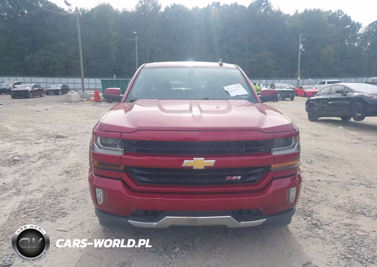 2018 Chevrolet Silverado 1500 2Lt VIN:3GCUKREC9JG295583 - 6
