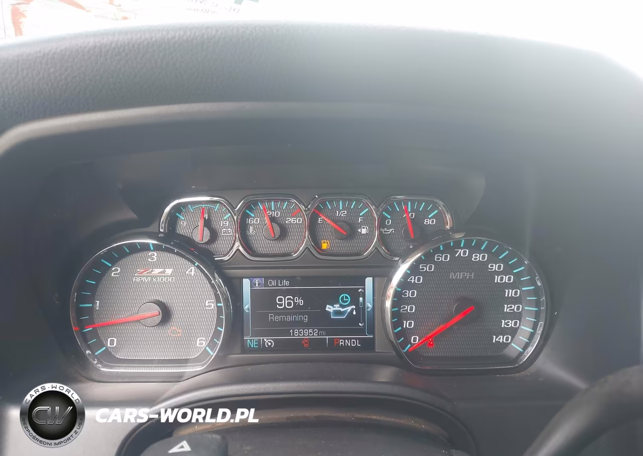 2018 Chevrolet Silverado 1500 2Lt VIN:3GCUKREC9JG295583 - 7