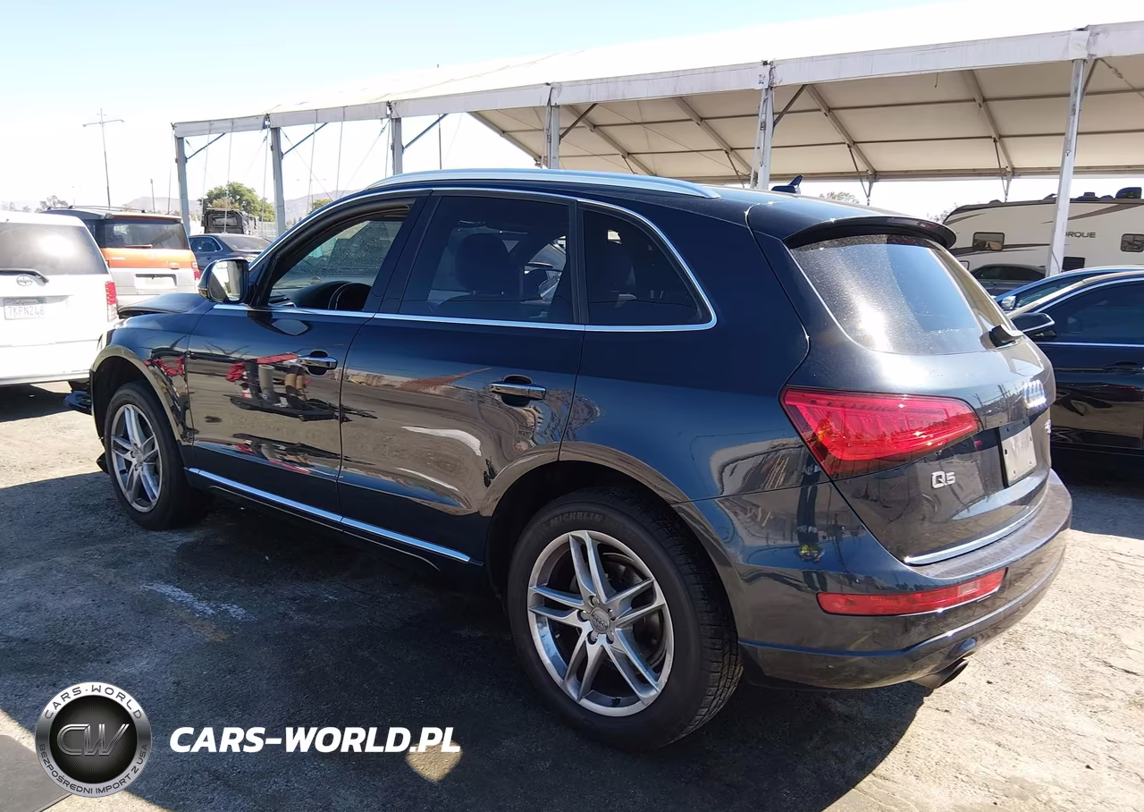 2015 Audi Q5 2.0T Premium VIN:WA1LFAFP1FA105987 - 3