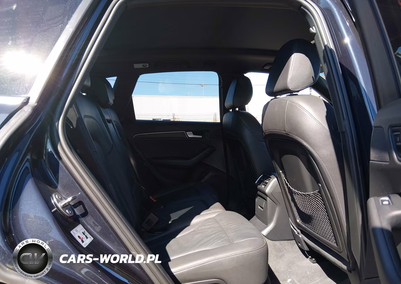 2015 Audi Q5 2.0T Premium VIN:WA1LFAFP1FA105987 - 8