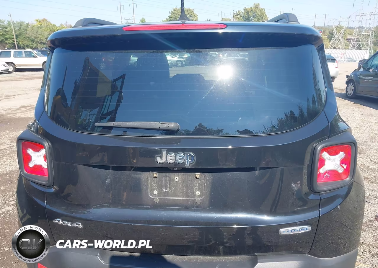 2017 Jeep Renegade Latitude 4X4 VIN:ZACCJBBB4HPG49942 - 16