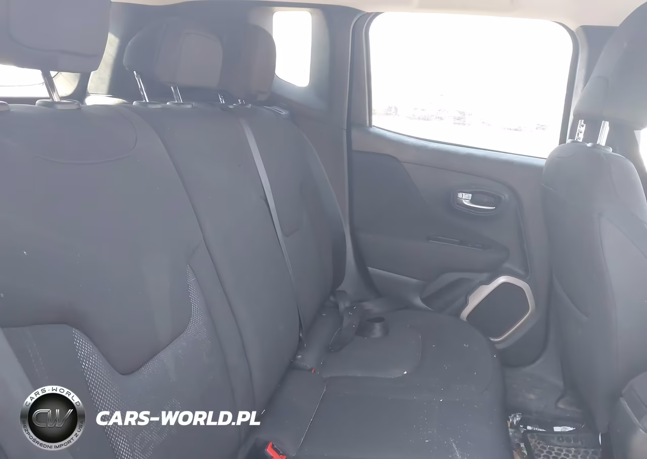 2017 Jeep Renegade Latitude 4X4 VIN:ZACCJBBB4HPG49942 - 8