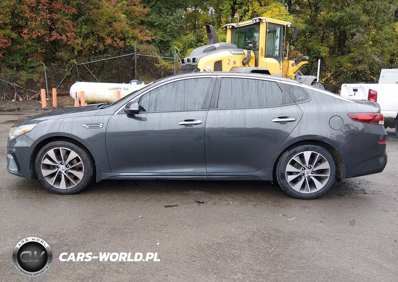 2019 Kia Optima S VIN:5XXGT4L38KG288936 - 14