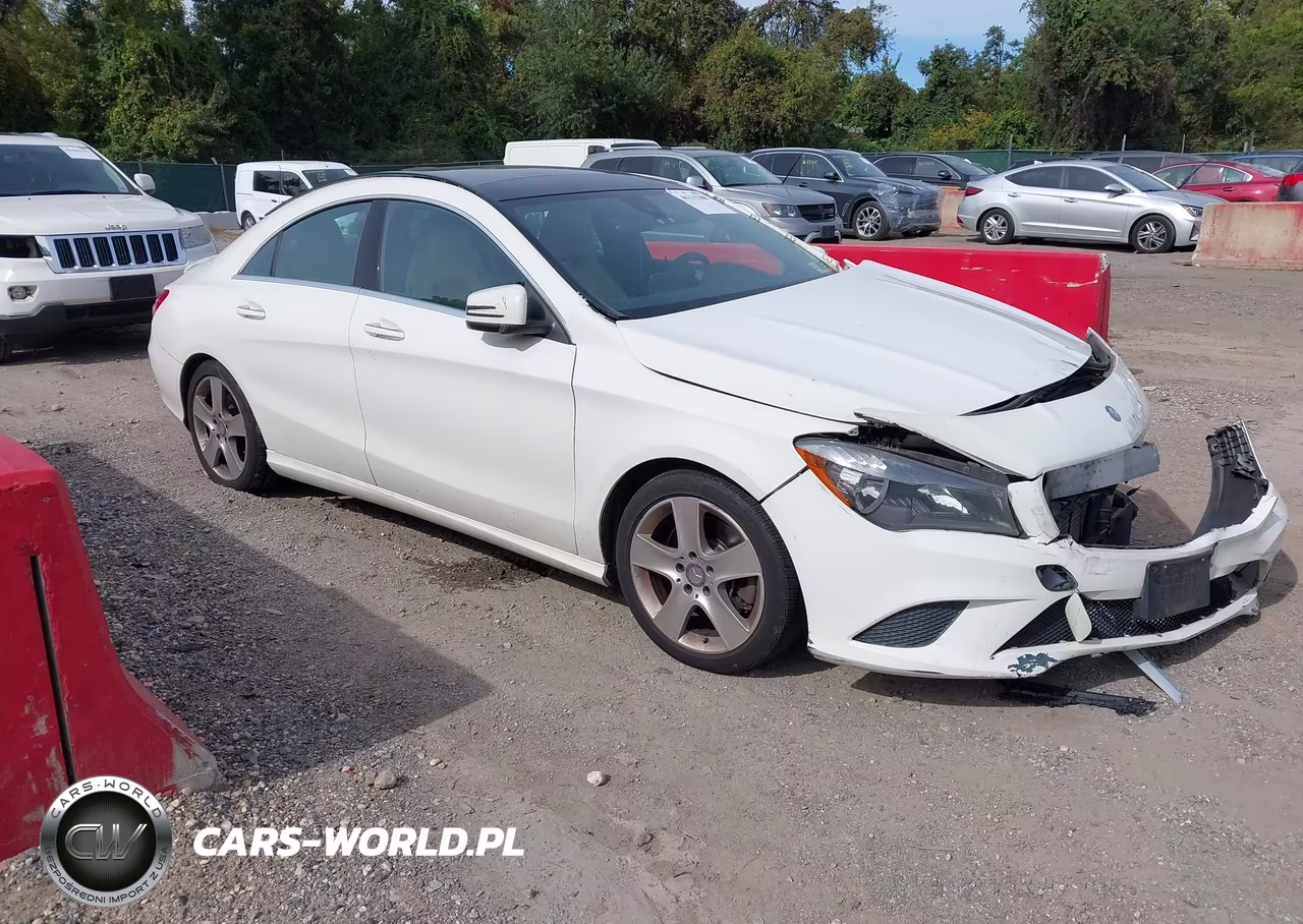 2015 Mercedes-Benz Cla 250 4Matic – zdjęcie 1 z 16