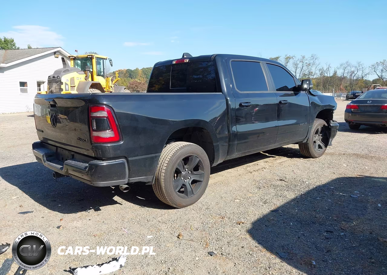 2023 Ram 1500 Big Horn 4X4 5'7 Box VIN:1C6RRFFG0PN692964 - 4