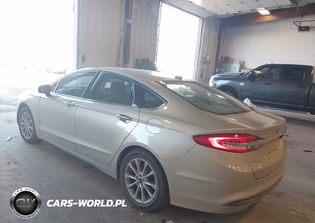 2017 Ford Fusion Se VIN:3FA6P0H7XHR251598 - 3