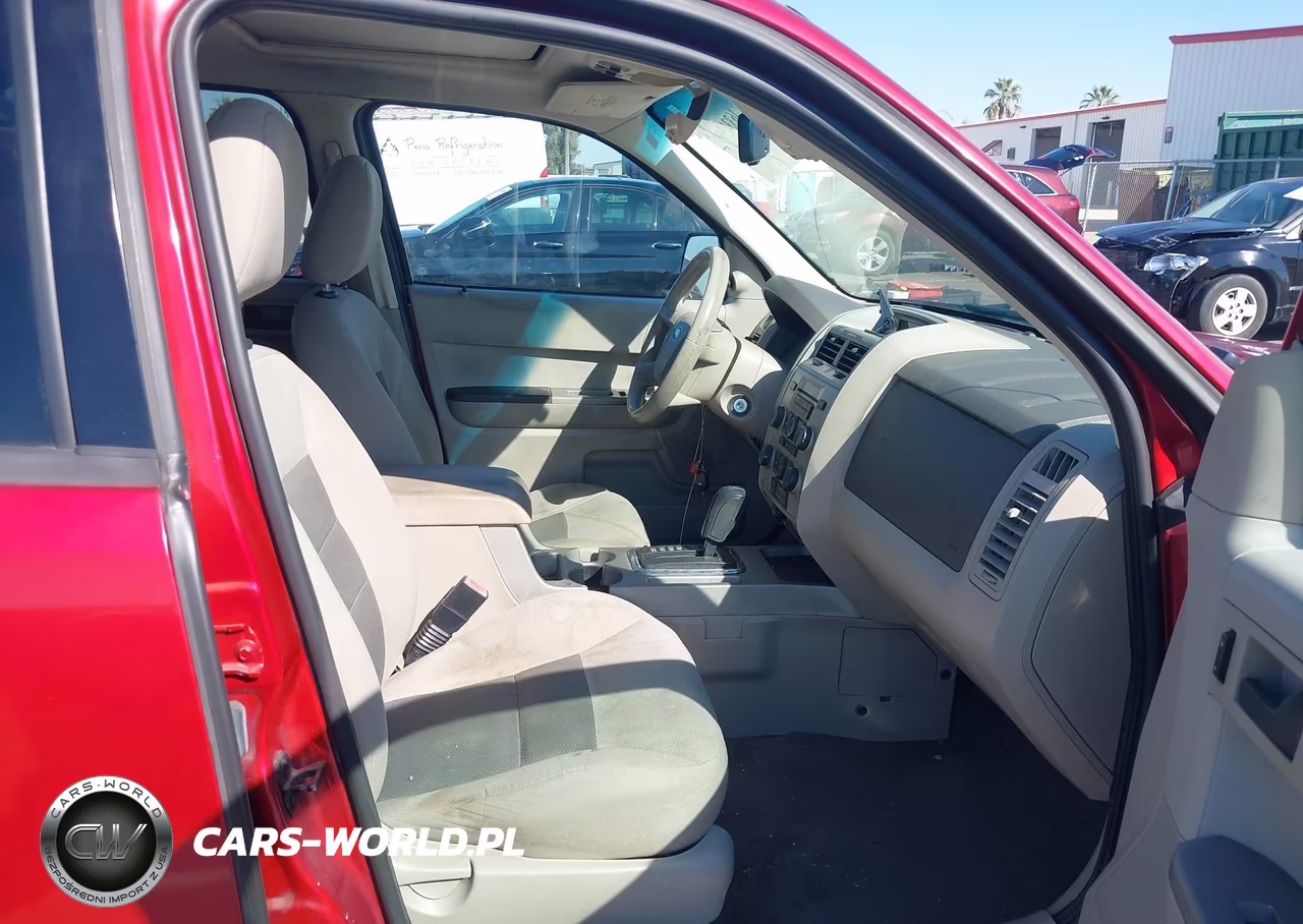 2008 Ford Escape Xlt VIN:1FMCU03138KE61596 - 5
