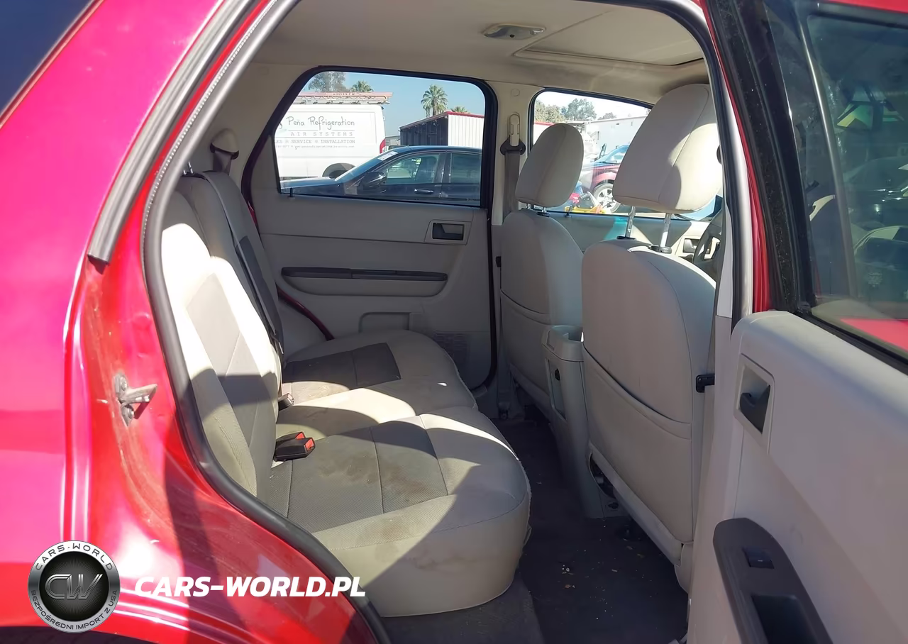 2008 Ford Escape Xlt VIN:1FMCU03138KE61596 - 8