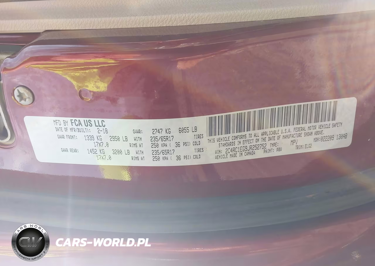 2018 Chrysler Pacifica Touring L Plus VIN:2C4RC1EG9JR252752 - 9