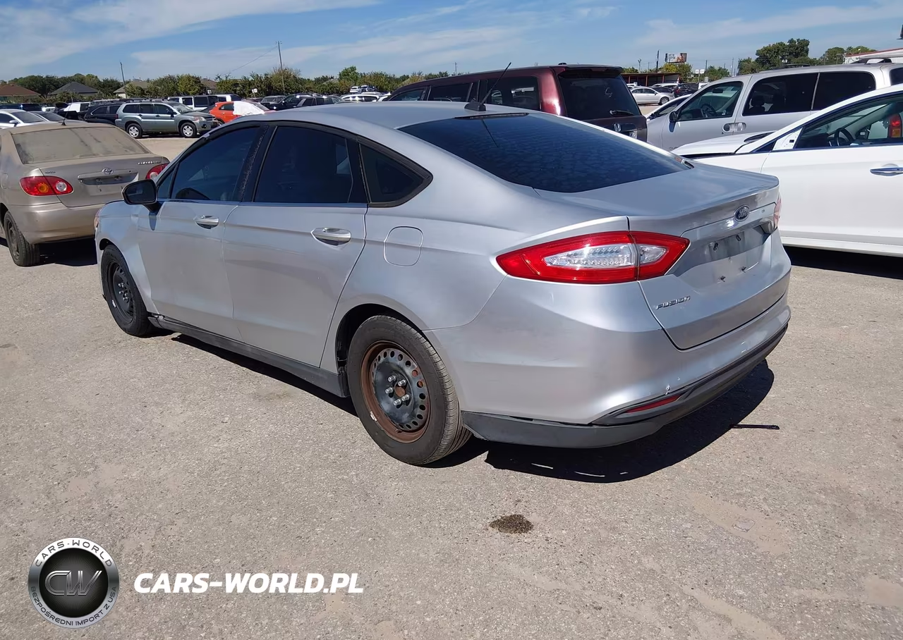 2013 Ford Fusion S VIN:3FA6P0G75DR119246 - 3