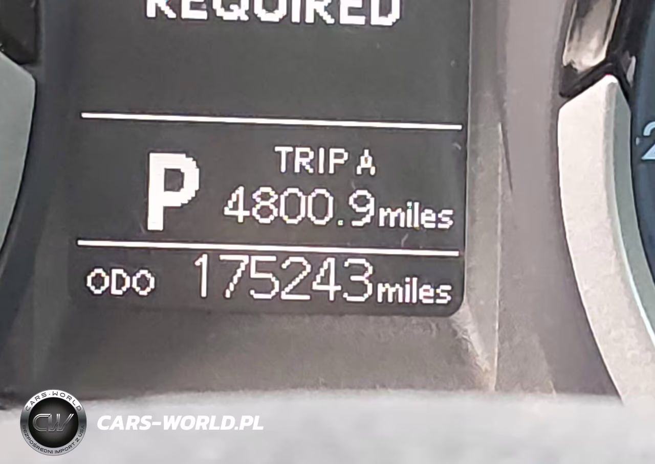 2015 Toyota Corolla S Plus VIN:5YFBURHEXFP290389 - 15