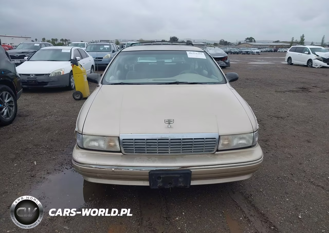 1995 Chevrolet Caprice VIN:1G1BL82P3SR101081 - 11