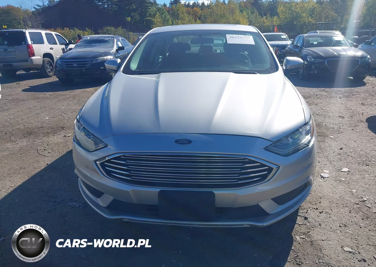 2018 Ford Fusion Hybrid Se VIN:3FA6P0LU2JR116487 - 12