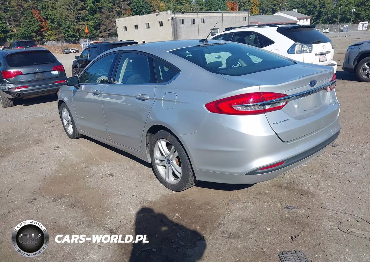 2018 Ford Fusion Hybrid Se VIN:3FA6P0LU2JR116487 - 3