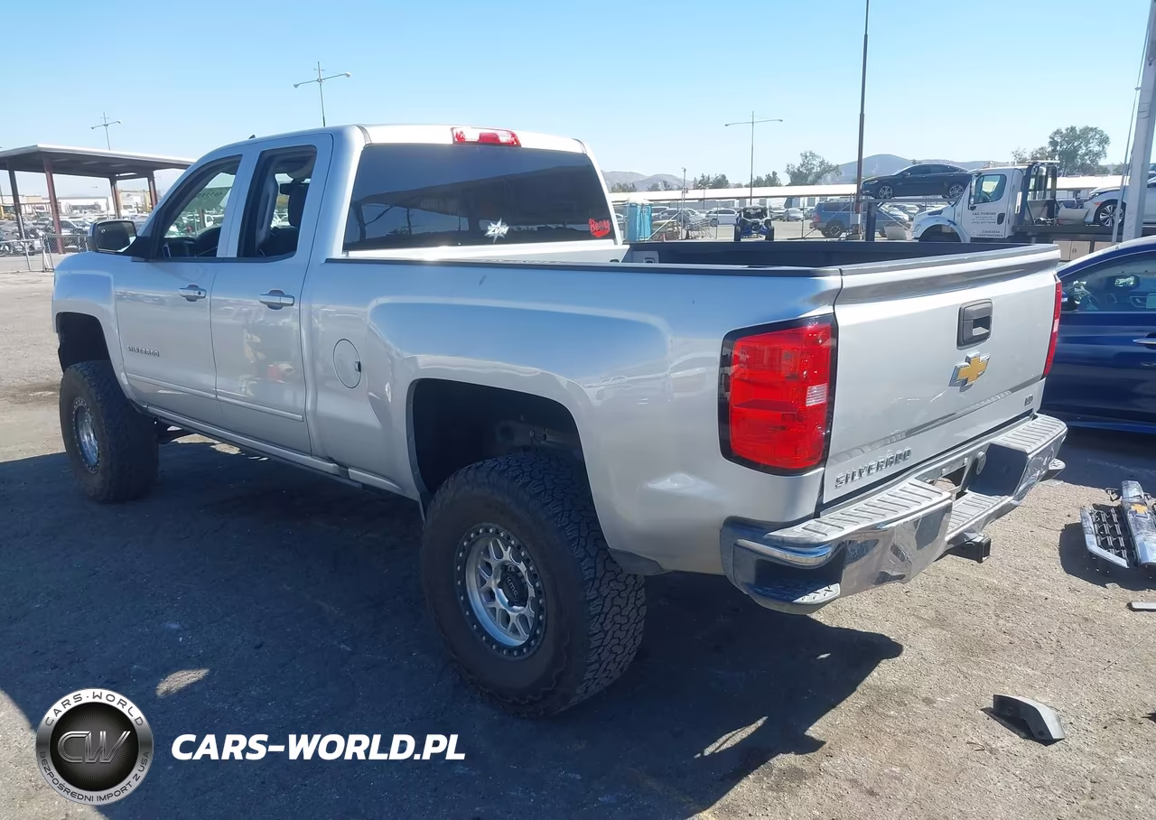 2019 Chevrolet Silverado 1500 Ld Lt VIN:2GCVKPEC2K1114259 - 3