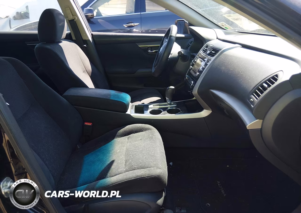 2014 Nissan Altima 2.5 S VIN:1N4AL3AP2EN388809 - 5