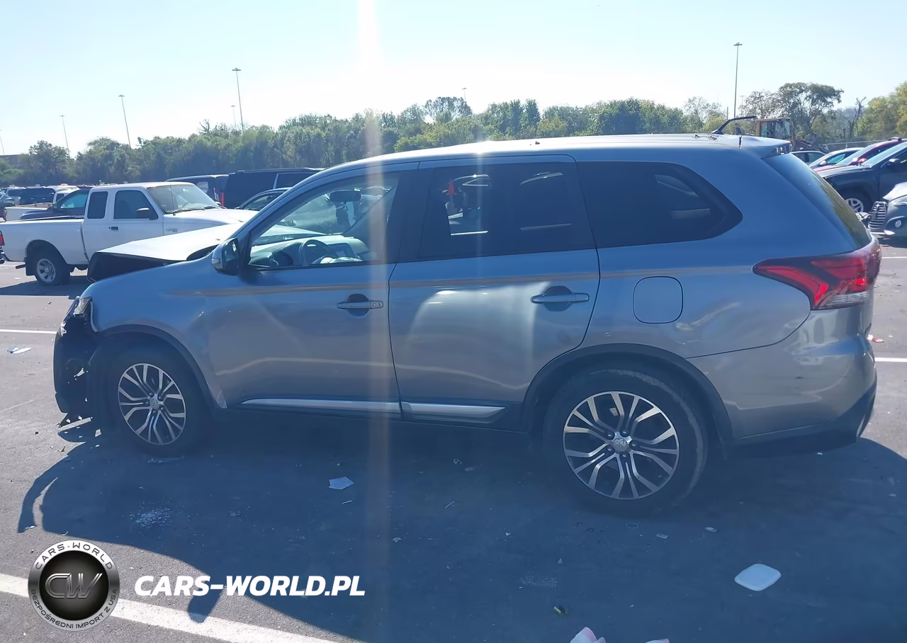 2016 Mitsubishi Outlander Se VIN:JA4AD3A31GZ000446 - 14