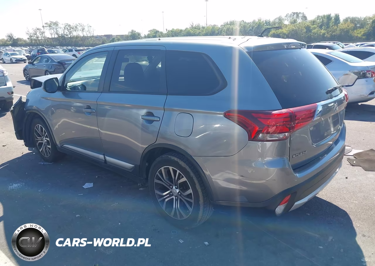 2016 Mitsubishi Outlander Se VIN:JA4AD3A31GZ000446 - 3