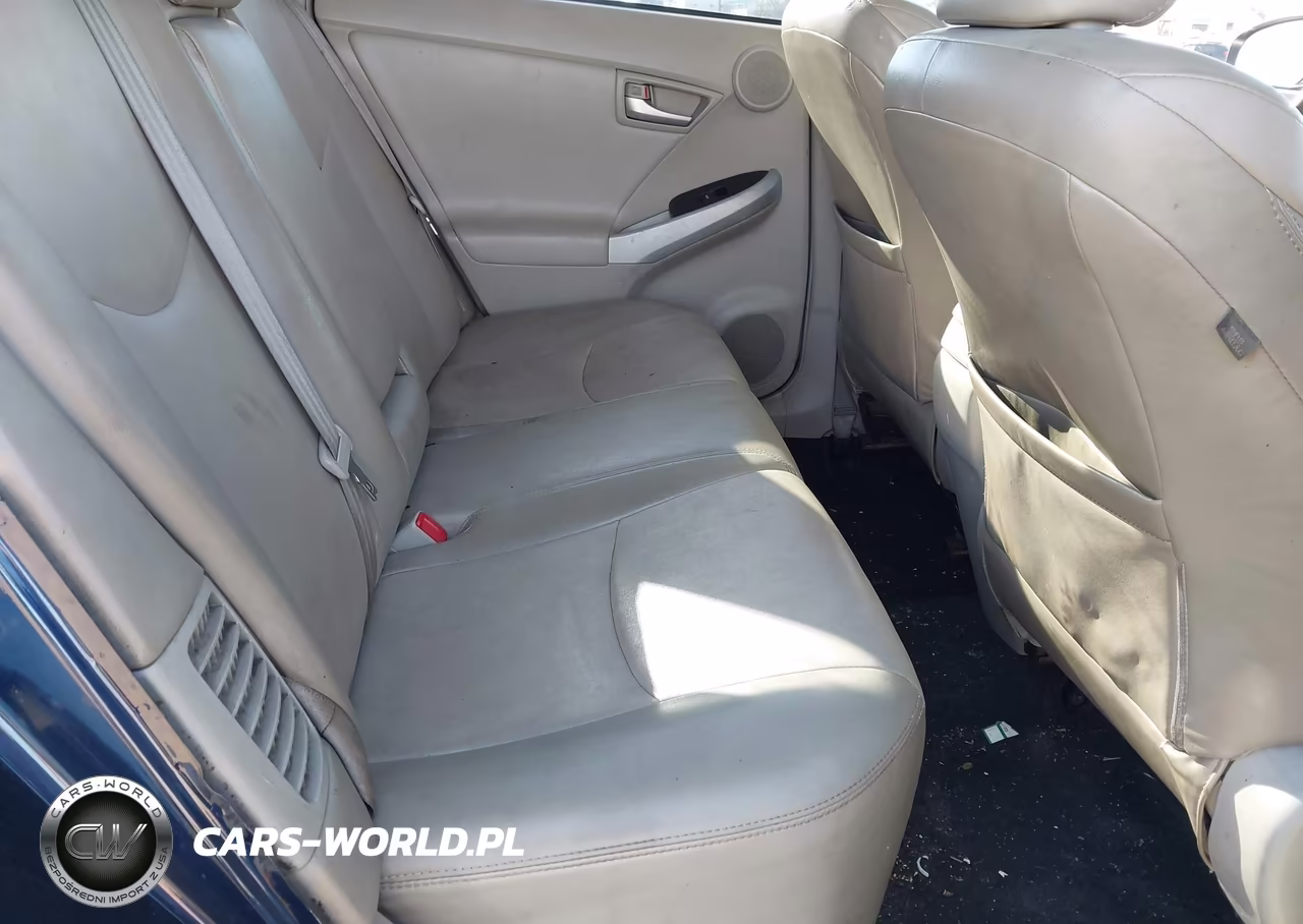 2012 Toyota Prius Five VIN:JTDKN3DUXC1575259 - 8